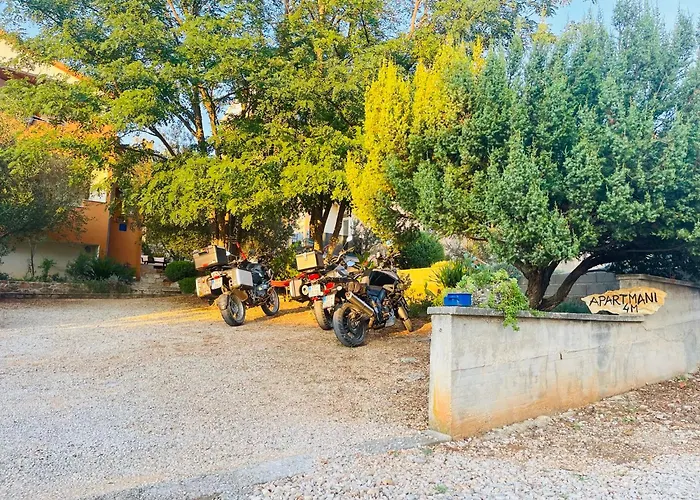 4m Апартаменты *