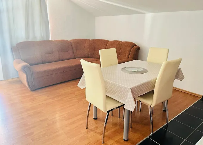 Апартаменты 4m *