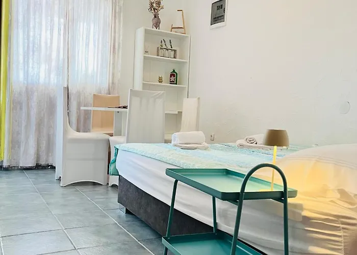 4m 아파트 고르니 카린