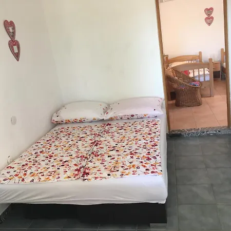 4m Apartament Gornji Karin