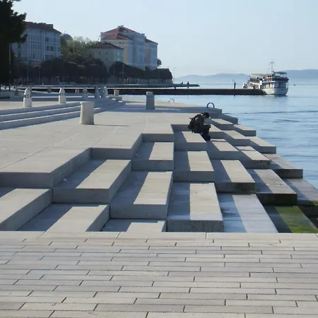4m Apartament *