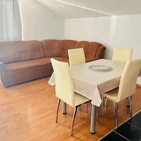 Apartament 4m *