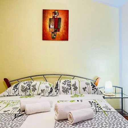 4m Apartament Gornji Karin